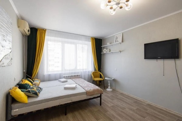 Продам однокомнатную (1-комн.) квартиру, Космонавтов пр-кт, 17к1, Ростов-на-Дону г