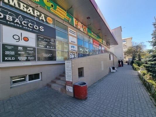 Продам торговое помещение 27,6 м2, Генерала Острякова пр-кт, 64, Севастополь г
