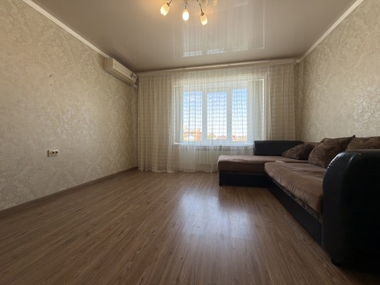 Продам двухкомнатную (2-комн.) квартиру, Советской Армии ул, 214, Армавир г