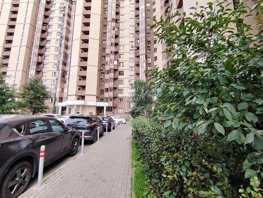 Продам двухкомнатную (2-комн.) квартиру, Триумфальная (МЖК Изумрудная долина тер) ул, 5, Солманово д