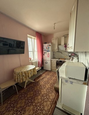 Продам однокомнатную (1-комн.) квартиру, Английская ул, 8, Бугры п