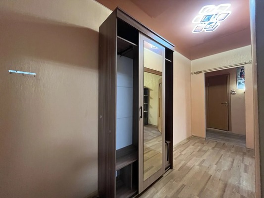 Продам трехкомнатную (3-комн.) квартиру, Видова ул, 173, Новороссийск г
