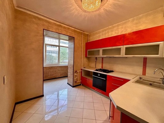 Продам двухкомнатную (2-комн.) квартиру, Горбатова ул, 19, Брянск г