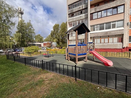 Продам двухкомнатную (2-комн.) квартиру, Горбатова ул, 19, Брянск г