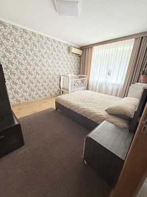 Продам трехкомнатную (3-комн.) квартиру, Шаумяна ул, 34, Туапсе г