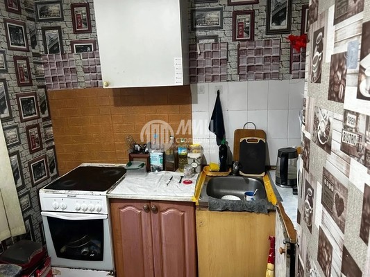 Продам однокомнатную (1-комн.) квартиру, Харьковский проезд, 7к3, Москва г