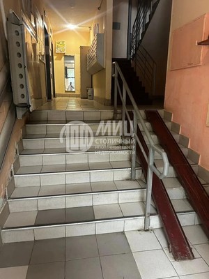 Продам однокомнатную (1-комн.) квартиру, Харьковский проезд, 7к3, Москва г