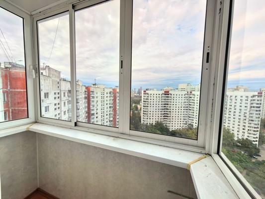 Продам трехкомнатную (3-комн.) квартиру, Академика Анохина ул, 6к2, Москва г