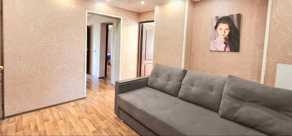Продам двухкомнатную (2-комн.) квартиру, им. Генерала Трошева Г.Н. ул, 37, Краснодар г