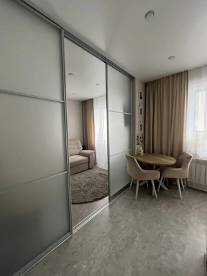 Продам однокомнатную (1-комн.) квартиру, Гурьевская ул, 177/1, Новосибирск г