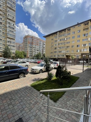 Сдам двухкомнатную (2-комн.) квартиру, им. Евгении Жигуленко ул, 4, Краснодар г