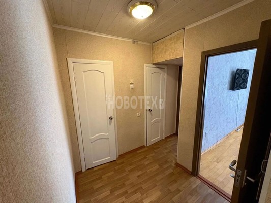 Сдам трехкомнатную (3-комн.) квартиру, Революции ул, 3, Горячий Ключ г