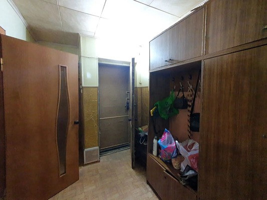 Продам многокомнатную квартиру, Колхозный пер, 50, Кропоткин г