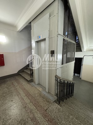 Продам трехкомнатную (3-комн.) квартиру, Гончарная ул, 38, Москва г