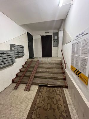 Сдам однокомнатную (1-комн.) квартиру, Лосевская ул, 1к4, Москва г