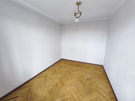 Продам двухкомнатную (2-комн.) квартиру, Ленинградская ул, 5, Туапсе г