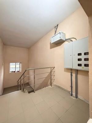 Продам двухкомнатную (2-комн.) квартиру, Солнечная ул, 12к1, Нальчик г