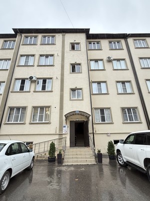Продам двухкомнатную (2-комн.) квартиру, Солнечная ул, 12к1, Нальчик г