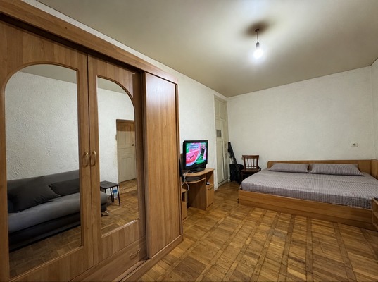 Продам однокомнатную (1-комн.) квартиру, Хуранова ул, 7, Нальчик г