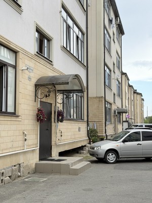 Продам двухкомнатную (2-комн.) квартиру, 2-я Надречная ул, 126Ак1, Нальчик г