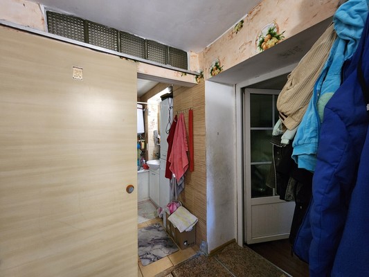 Продам двухкомнатную (2-комн.) квартиру, Партизанская ул, 24а, Симферополь г