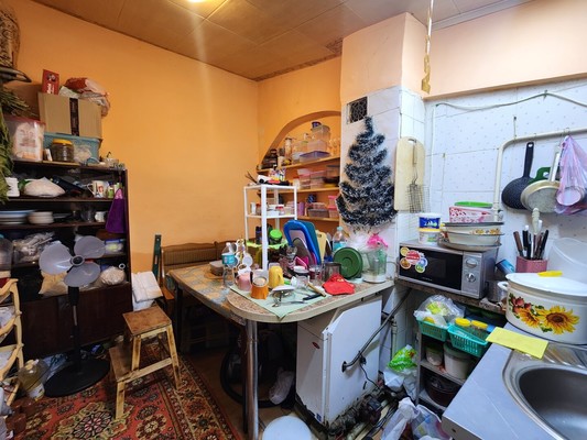 Продам двухкомнатную (2-комн.) квартиру, Партизанская ул, 24а, Симферополь г