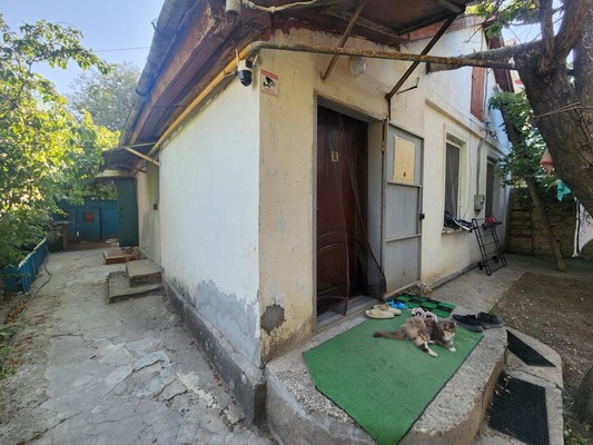 Продам двухкомнатную (2-комн.) квартиру, Партизанская ул, 24а, Симферополь г