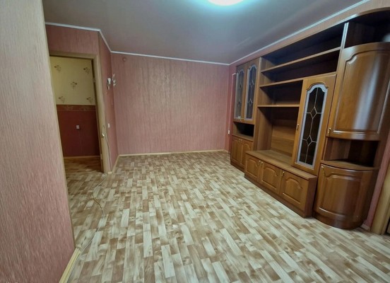 Продам двухкомнатную (2-комн.) квартиру, Коминтерна ул, 53А, Нижний Тагил г