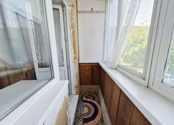 Продам двухкомнатную (2-комн.) квартиру, Коминтерна ул, 53А, Нижний Тагил г