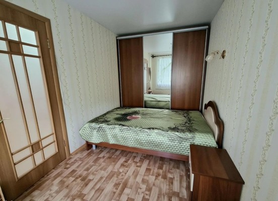 Продам двухкомнатную (2-комн.) квартиру, Коминтерна ул, 53А, Нижний Тагил г