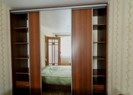 Продам двухкомнатную (2-комн.) квартиру, Коминтерна ул, 53А, Нижний Тагил г