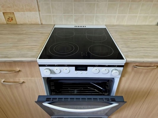 Продам двухкомнатную (2-комн.) квартиру, Коминтерна ул, 53А, Нижний Тагил г