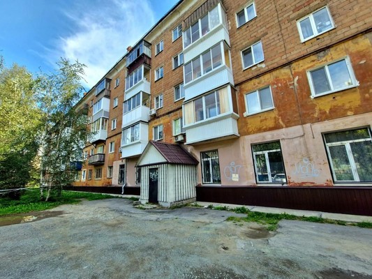 Продам двухкомнатную (2-комн.) квартиру, Коминтерна ул, 53А, Нижний Тагил г