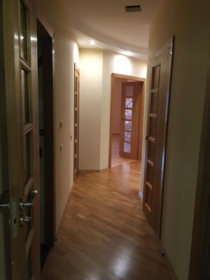 Продам трехкомнатную (3-комн.) квартиру, Первомайская ул, 96, Сыктывкар г