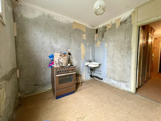 Продам однокомнатную (1-комн.) квартиру, Парковая ул, 14, Сосновый Бор г