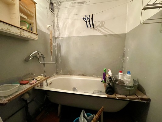Продам однокомнатную (1-комн.) квартиру, Парковая ул, 14, Сосновый Бор г