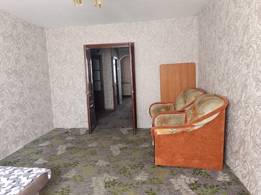 Продам двухкомнатную (2-комн.) квартиру, Гоголя ул, 68, Симферополь г