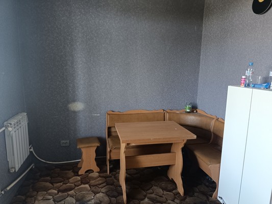 Продам двухкомнатную (2-комн.) квартиру, Гоголя ул, 68, Симферополь г