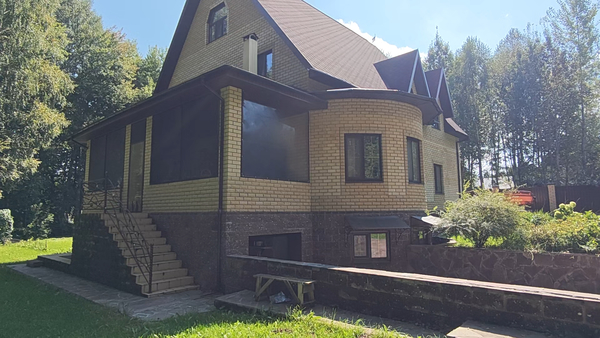 Продам коттедж в поселке Жилино Лухари Вилаж, Фронтовиков ул, 35Б, Жилино д, 5 км от города