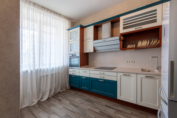 Продам трехкомнатную (3-комн.) квартиру, Кастанаевская ул, 18, Москва г