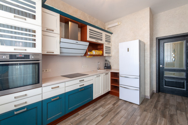 Продам трехкомнатную (3-комн.) квартиру, Кастанаевская ул, 18, Москва г