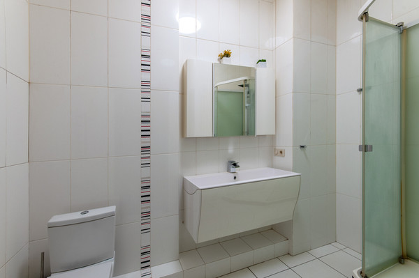 Продам трехкомнатную (3-комн.) квартиру, Кастанаевская ул, 18, Москва г