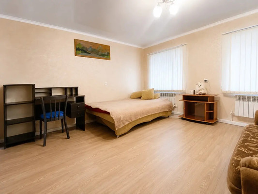 Сдам 2-комн. в 3-комн. квартире, Пушкина ул, 8, Армавир г