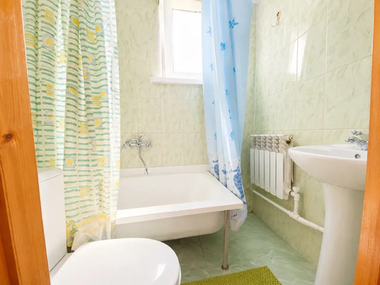 Сдам 2-комн. в 3-комн. квартире, Пушкина ул, 8, Армавир г