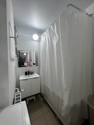 Продам двухкомнатную (2-комн.) квартиру, им. Героя Советского Союза Якова Кобзаря ул, 11, Краснодар г