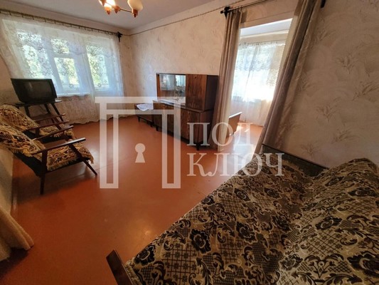 Продам двухкомнатную (2-комн.) квартиру, Лизы Чайкиной ул, 39, Таганрог г