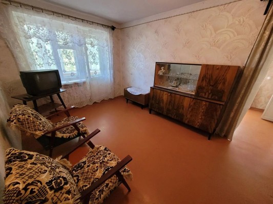 Продам двухкомнатную (2-комн.) квартиру, Лизы Чайкиной ул, 39, Таганрог г