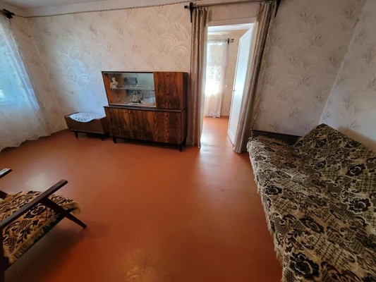 Продам двухкомнатную (2-комн.) квартиру, Лизы Чайкиной ул, 39, Таганрог г