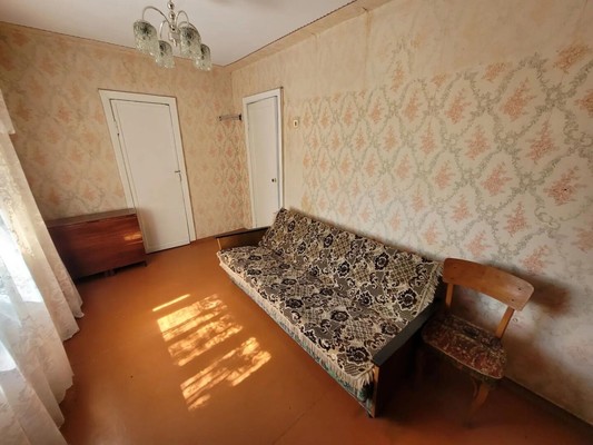 Продам двухкомнатную (2-комн.) квартиру, Лизы Чайкиной ул, 39, Таганрог г