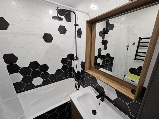 Продам трехкомнатную (3-комн.) квартиру, Авангардная ул, 19/30, Москва г